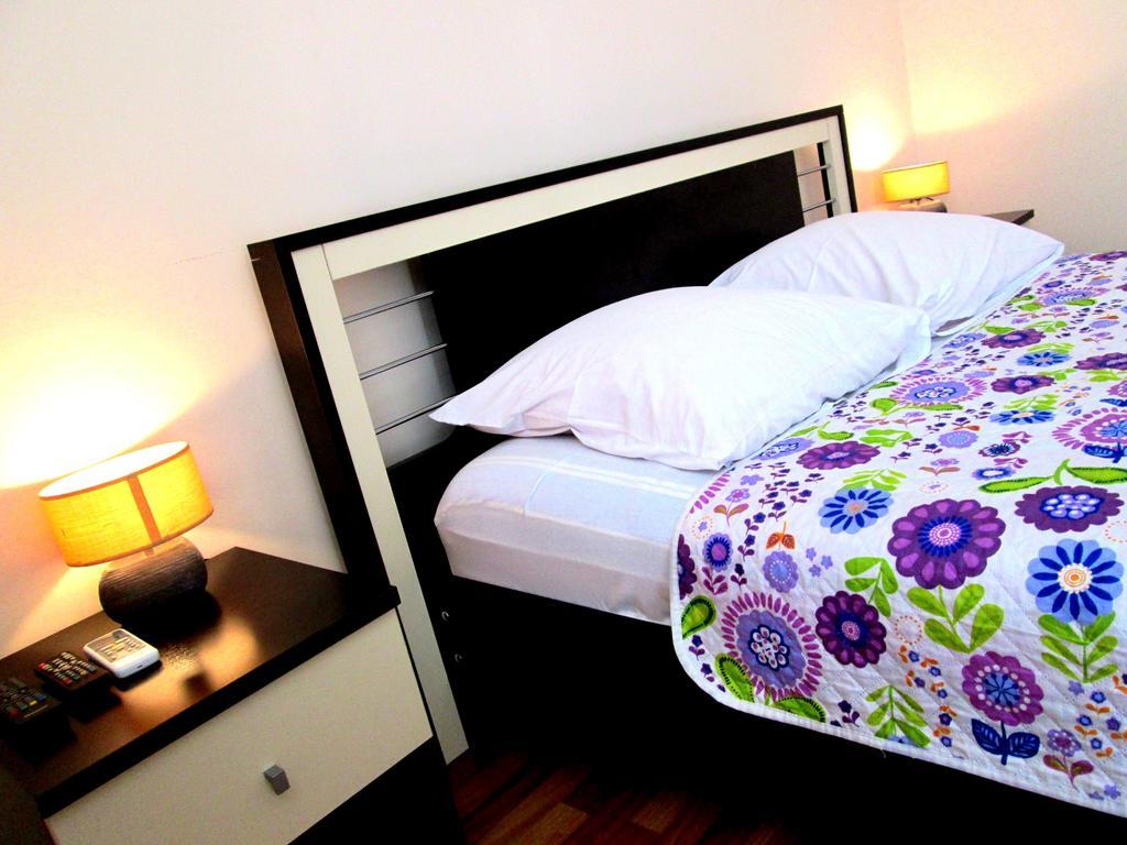 Max Comfort Hotel Kutaisi Bagian luar foto