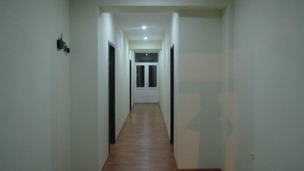 Max Comfort Hotel Kutaisi Bagian luar foto